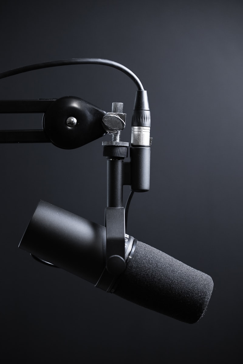 Allestimento set per video podcast con luci LED calde